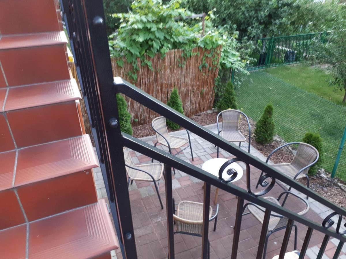 Glogow Przy Chopina Apartment Bagian luar foto